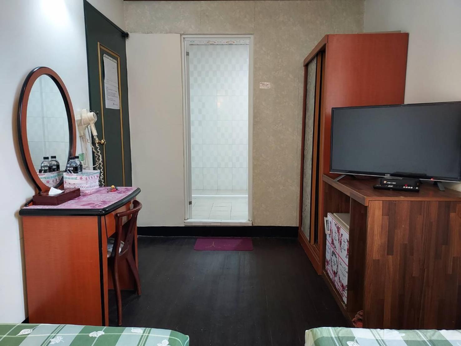 Fu Men Hotel Pingtung Buitenkant foto