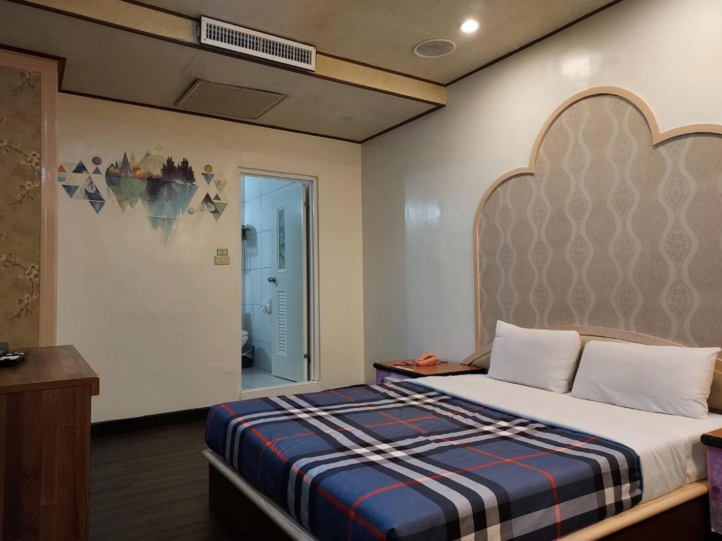 Fu Men Hotel Pingtung Kamer foto