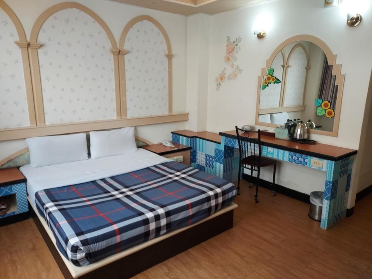 Fu Men Hotel Pingtung Kamer foto