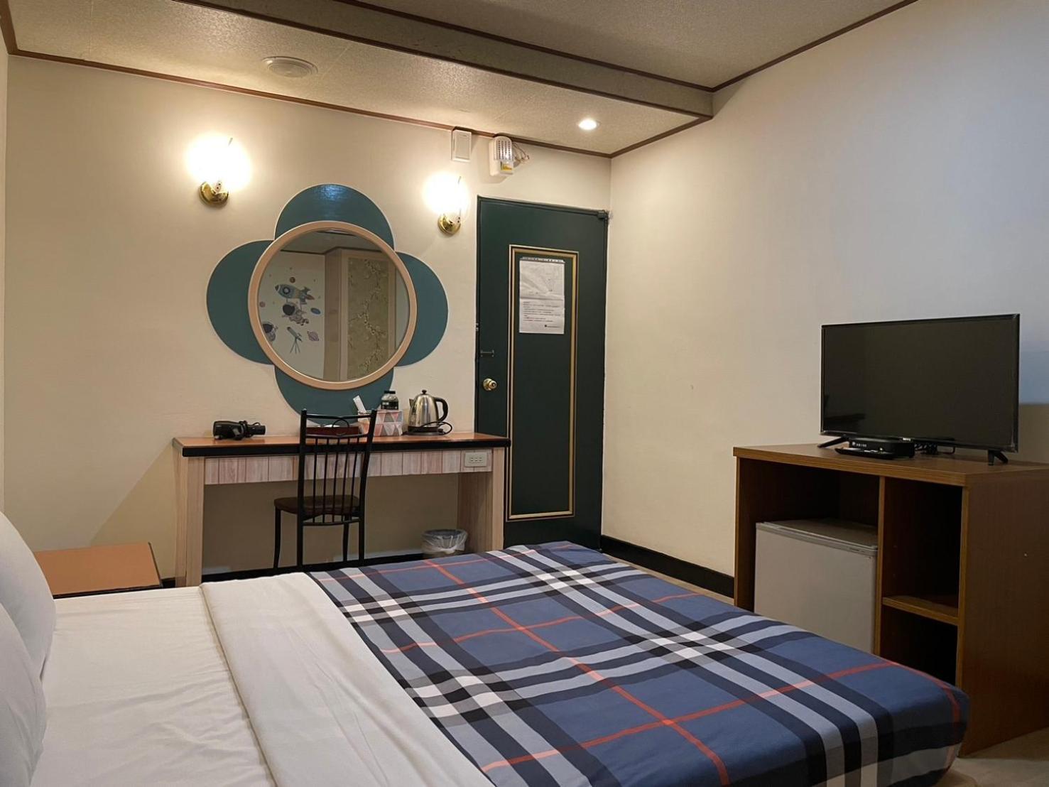 Fu Men Hotel Pingtung Kamer foto