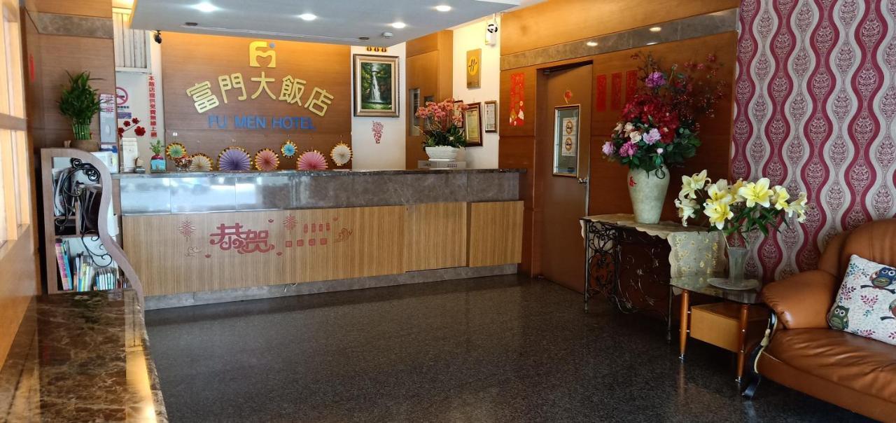 Fu Men Hotel Pingtung Buitenkant foto